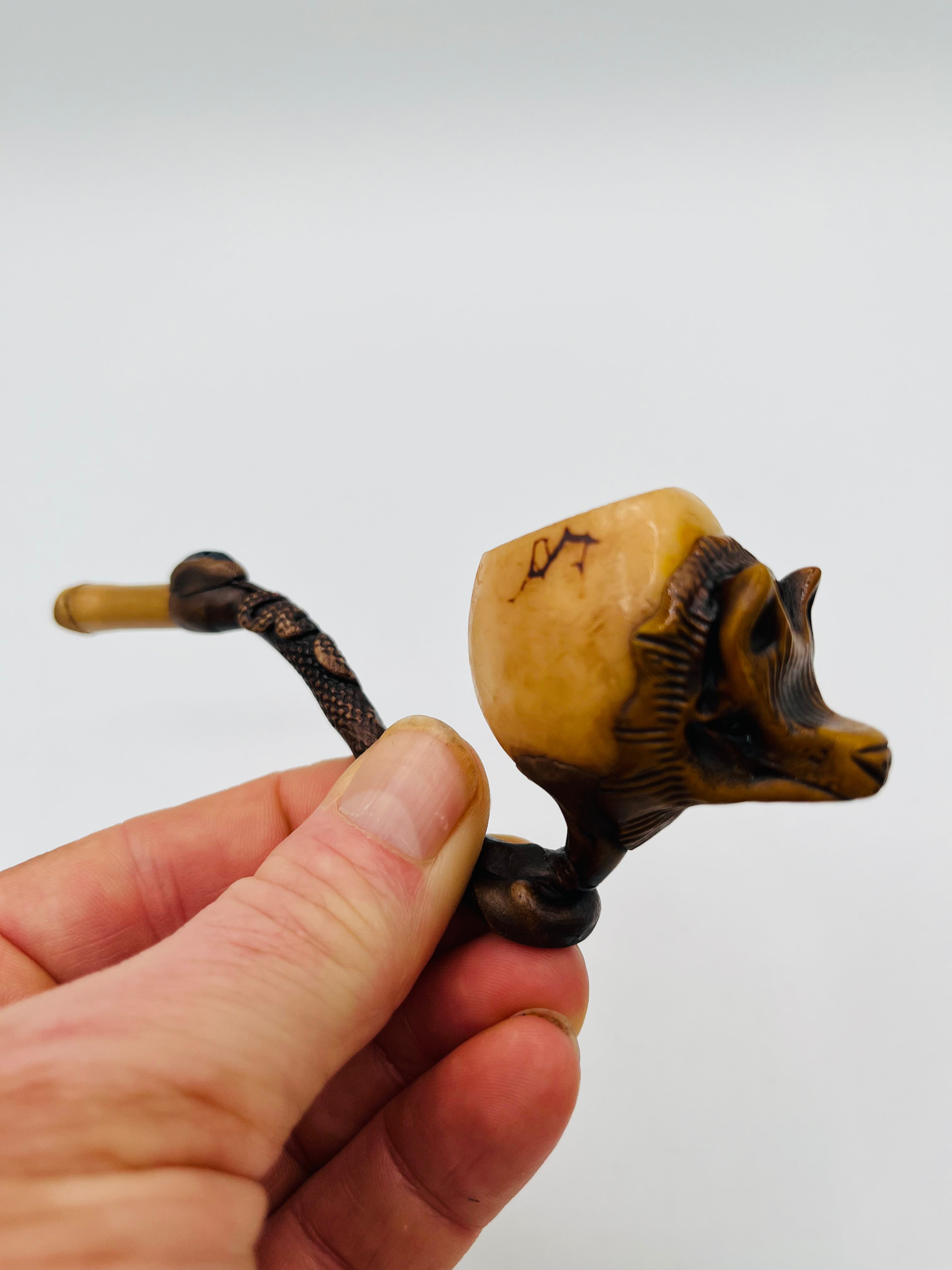 Curved Tagua Pipe