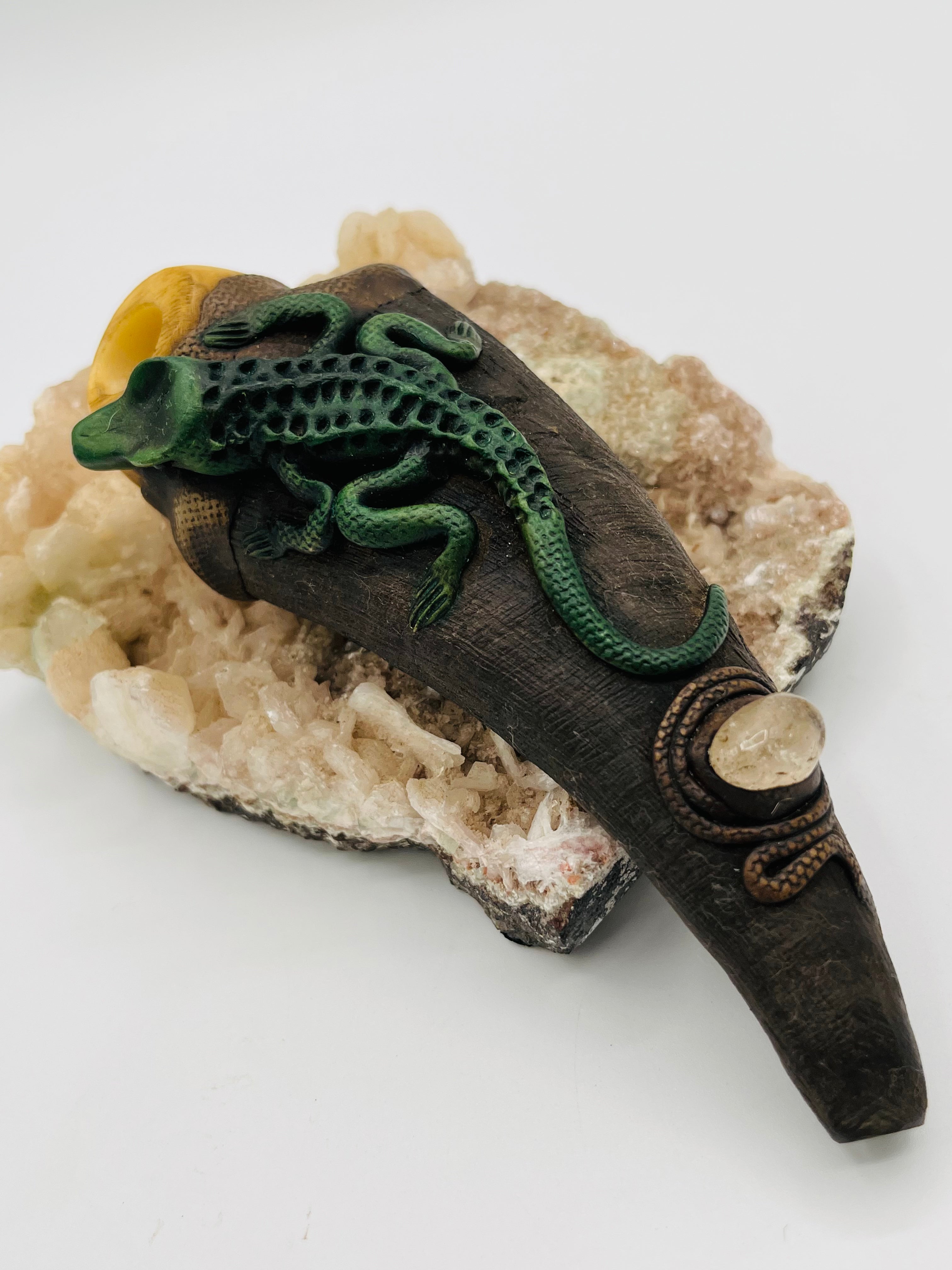 Handcrafted Goat Horn & Tagua Smoke Pipe