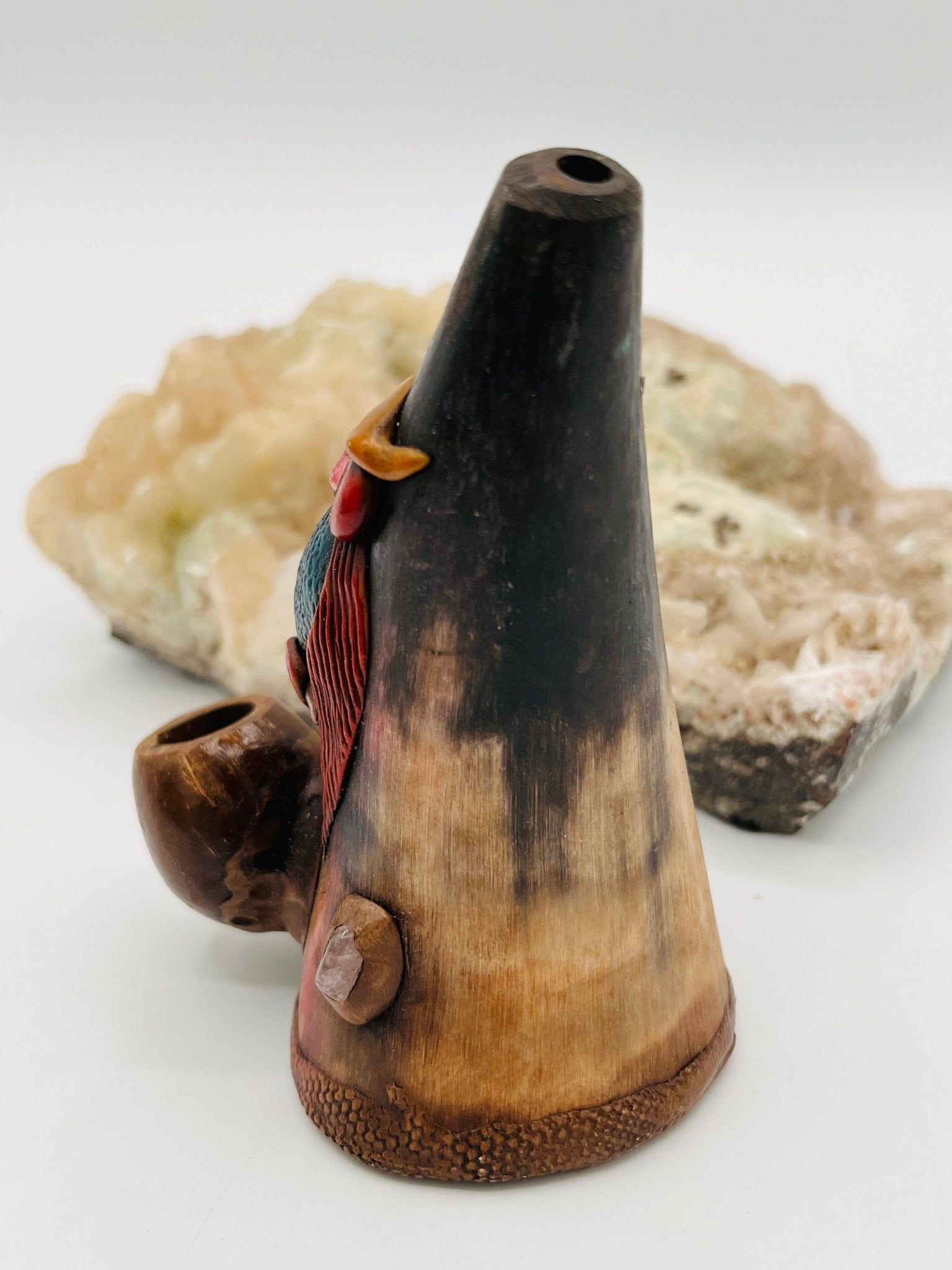 Cuerno with Coconut Seed Pipe by Collective Journey Art