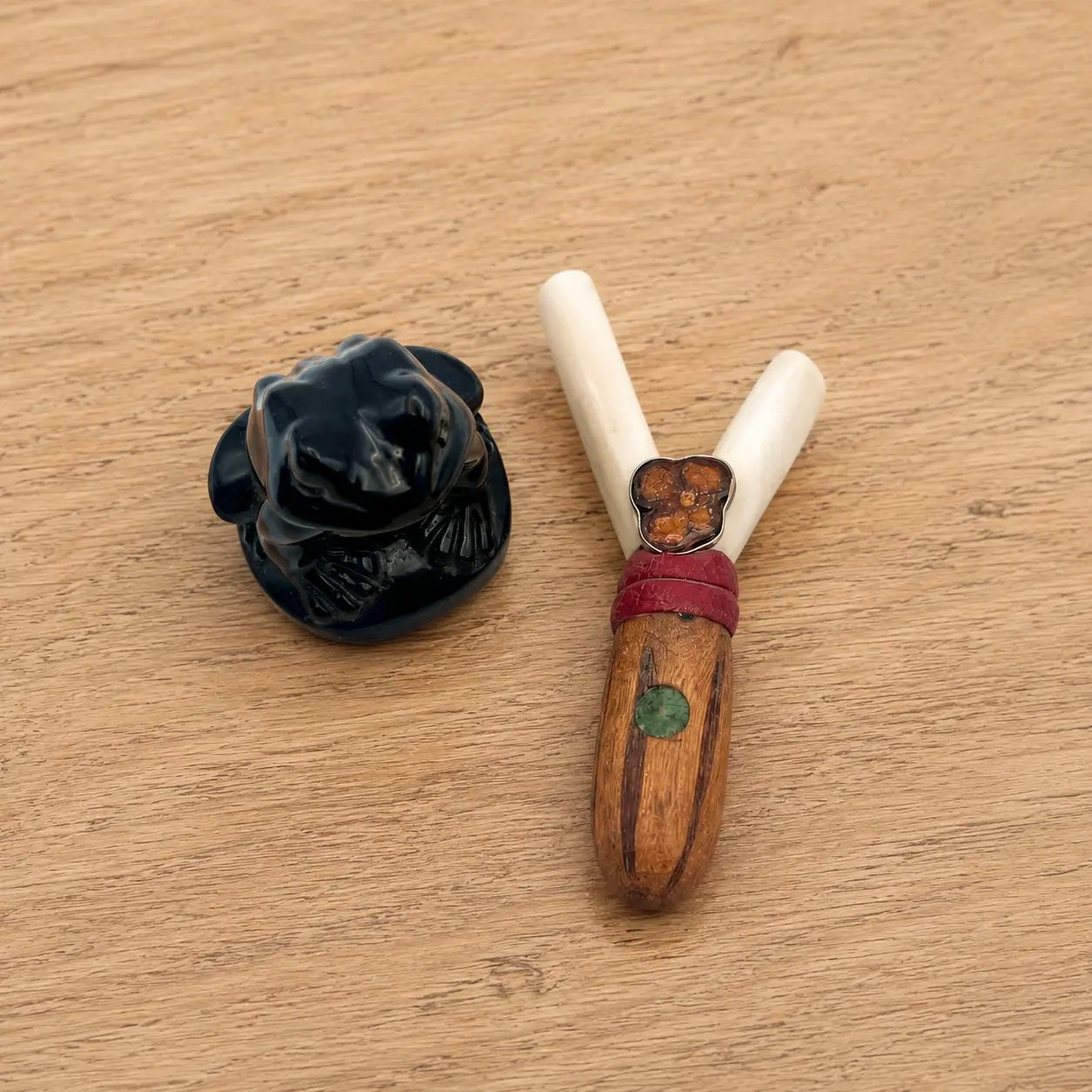 Blue Eye Kuripe | Hapé Self-Applicator by Collective Journey Art