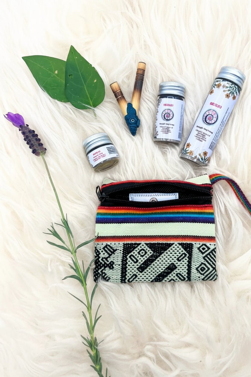 Hapé Gesileu Authentic Rapé Starter Kit by Collective Journey Art, includes a handwoven medicine pouch and Bamboo kuripe